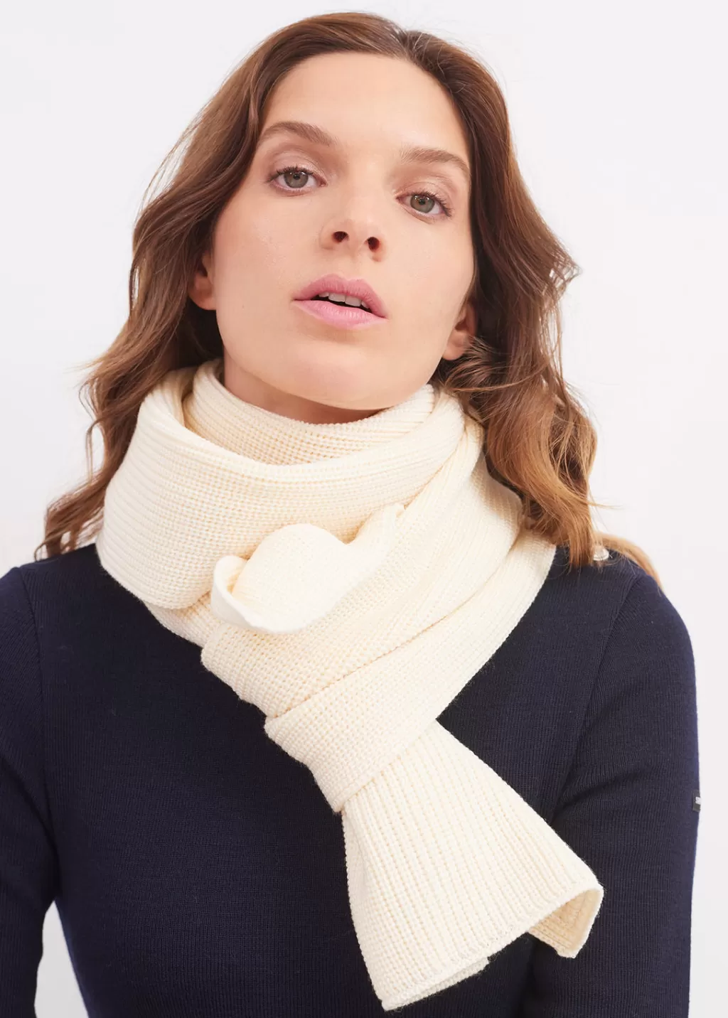 Hot Saint James Canoe scarf Ecume